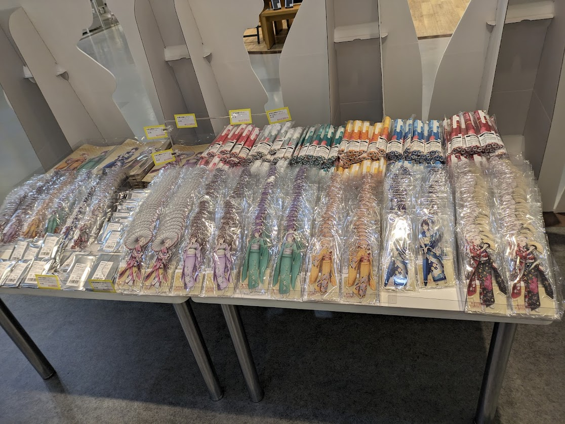 こんな数の蓮アクスタはじめてみたわ