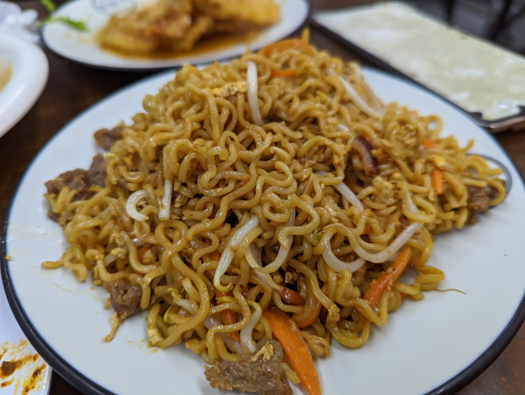 บะหมี่เนื้อผัด